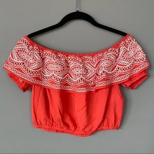 🆕 NWT Nicole Miller Atelier Cropped Ruffled Top